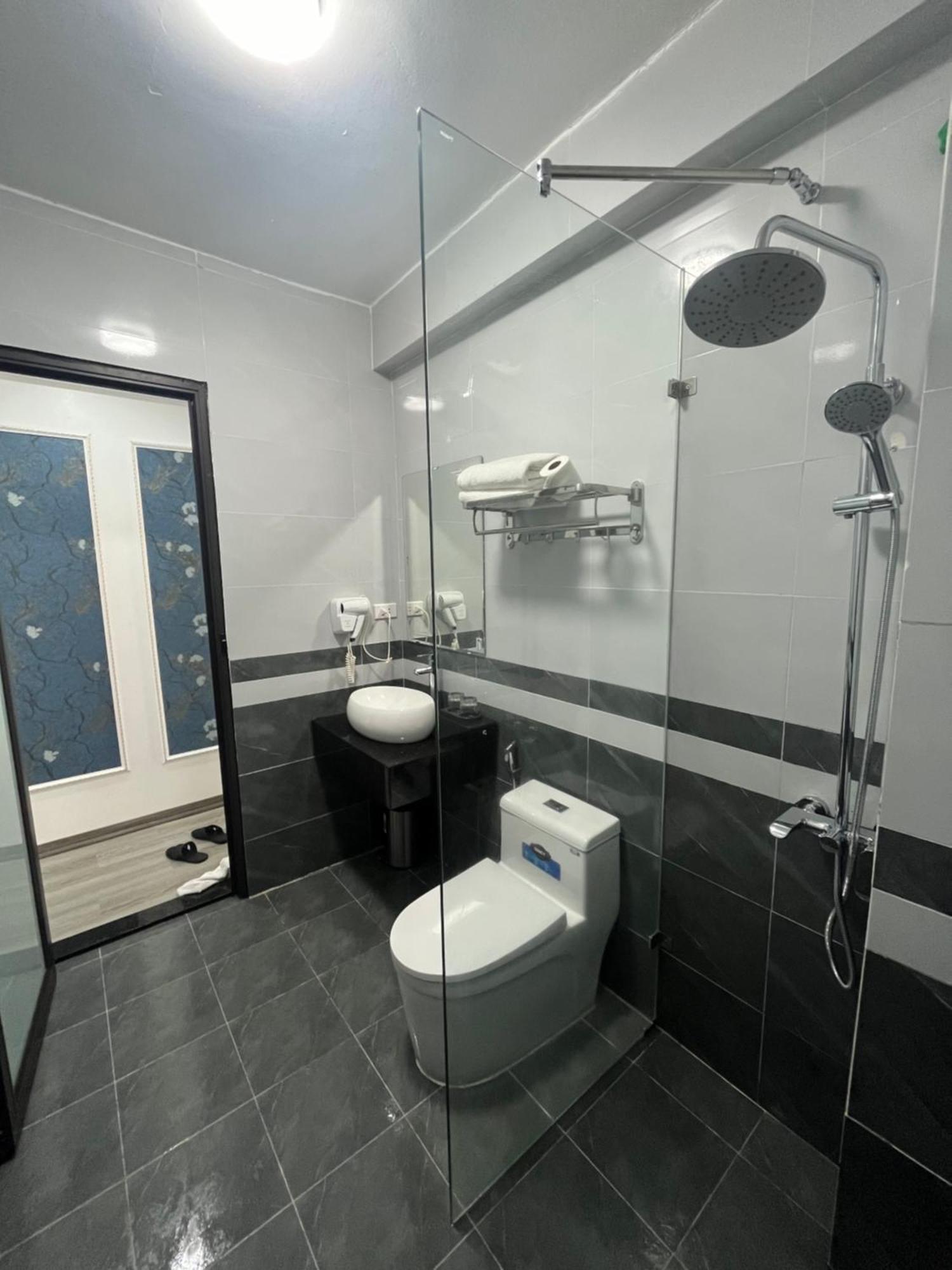 האנוי The Queen Hotel & Spa 2 מראה חיצוני תמונה